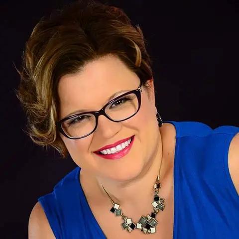 Rachel Efetha Rachel has nearly 30 years’ experience in Financial Services, with the last 21 years advising clients