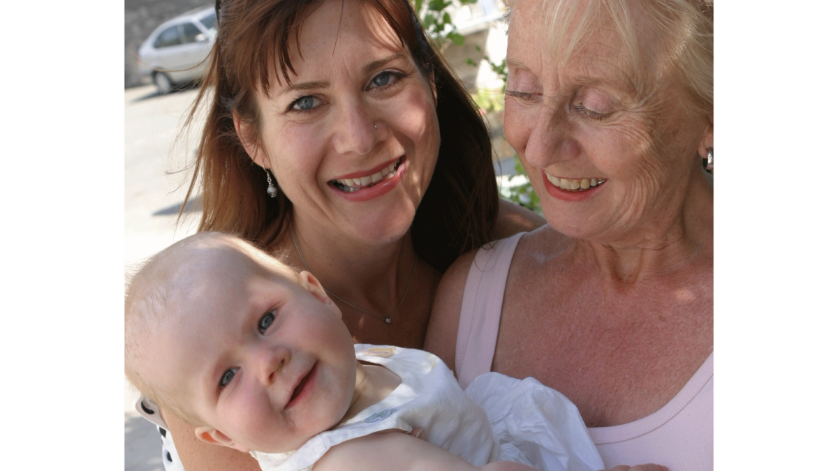 Article writer Alana Kirk with her first daughter Daisy and her mother Pat