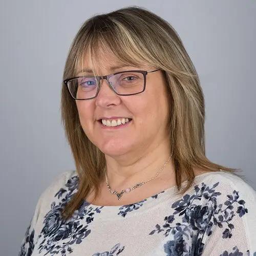 Dawn Mealing is a Fidelity Financial Planning Professional