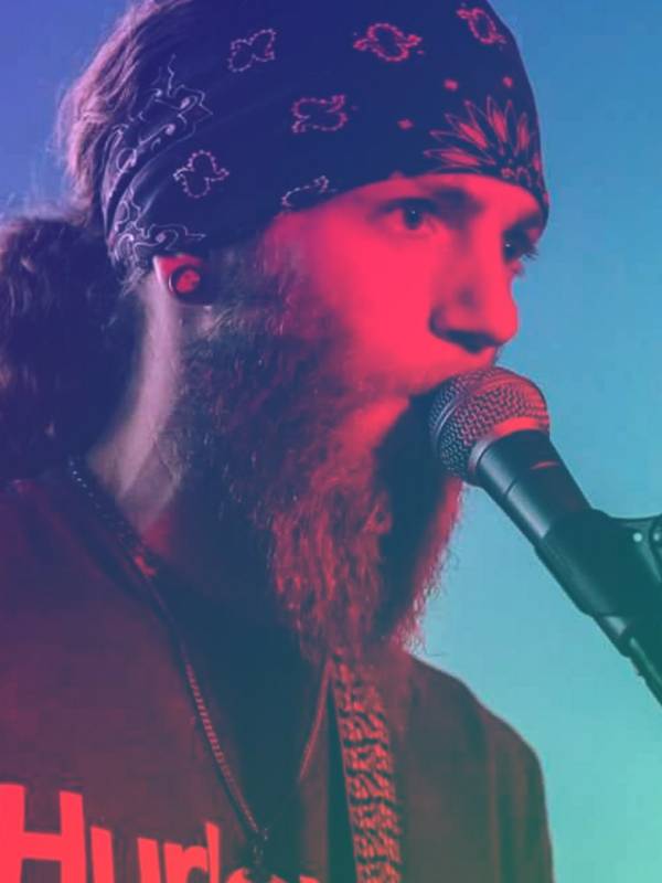 Music artist Jimi Holscher