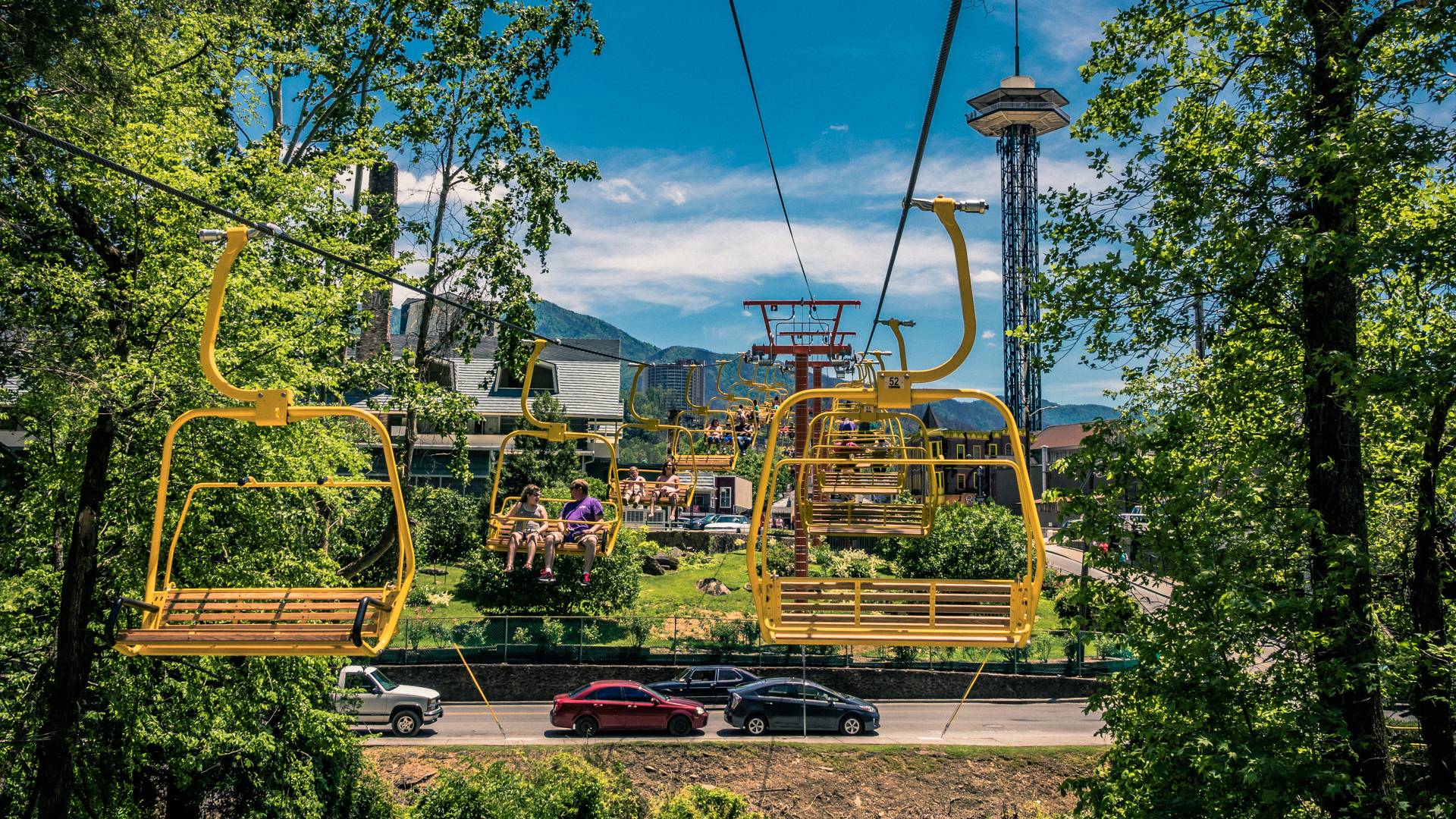 SkyLift | Iconic Yellow Chairs, Scenic Lift Ride | Gatlinburg Skypark
