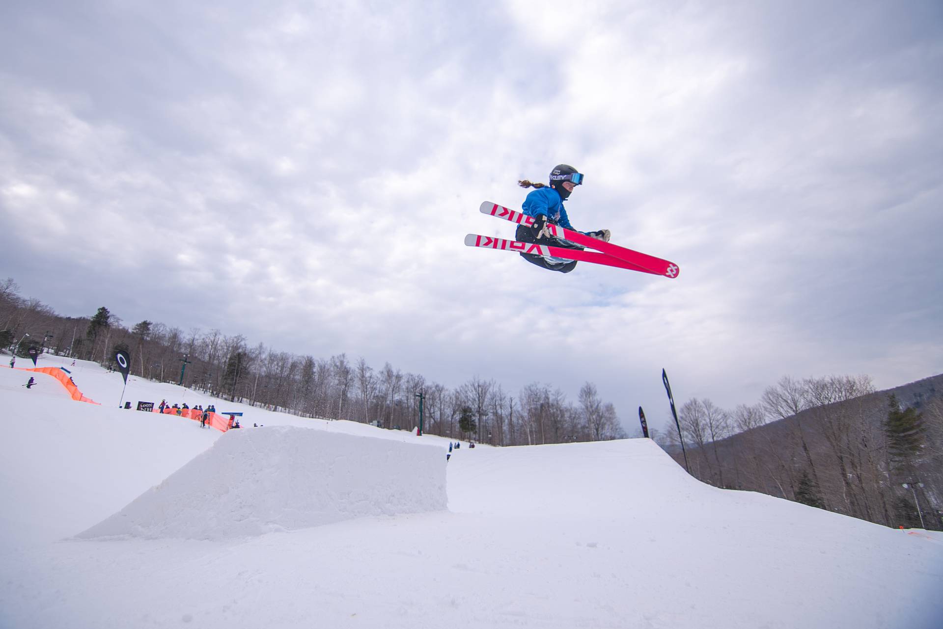 Competition Team freeskier