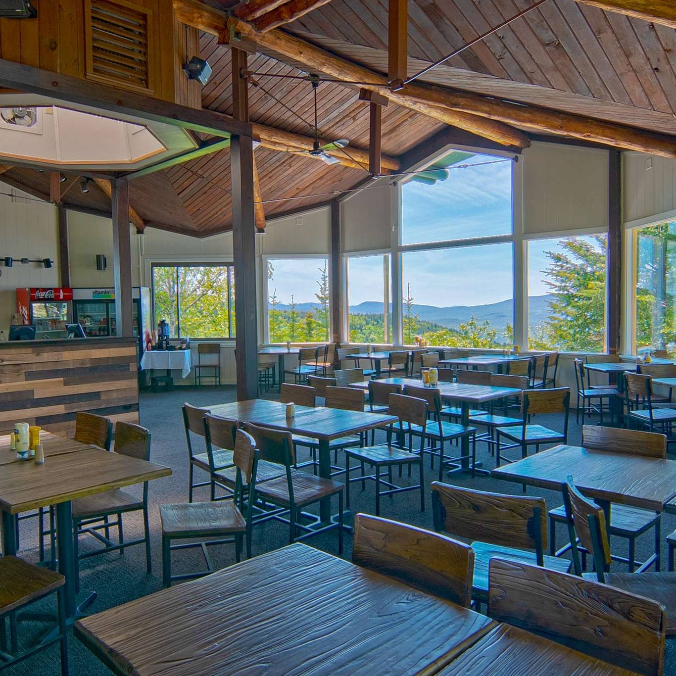 summit cafe interior