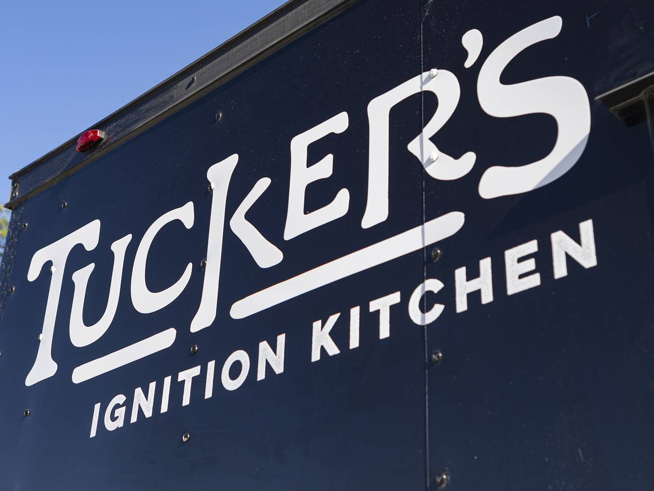 Tucker's Ignition Kitchen Logo