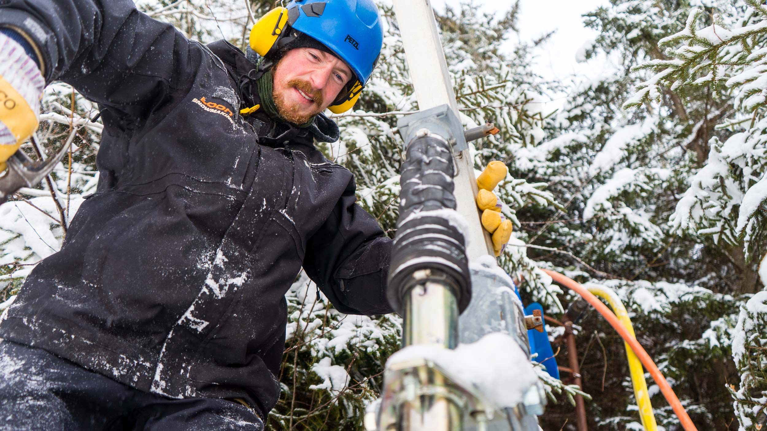 Snowmaker working at Loon