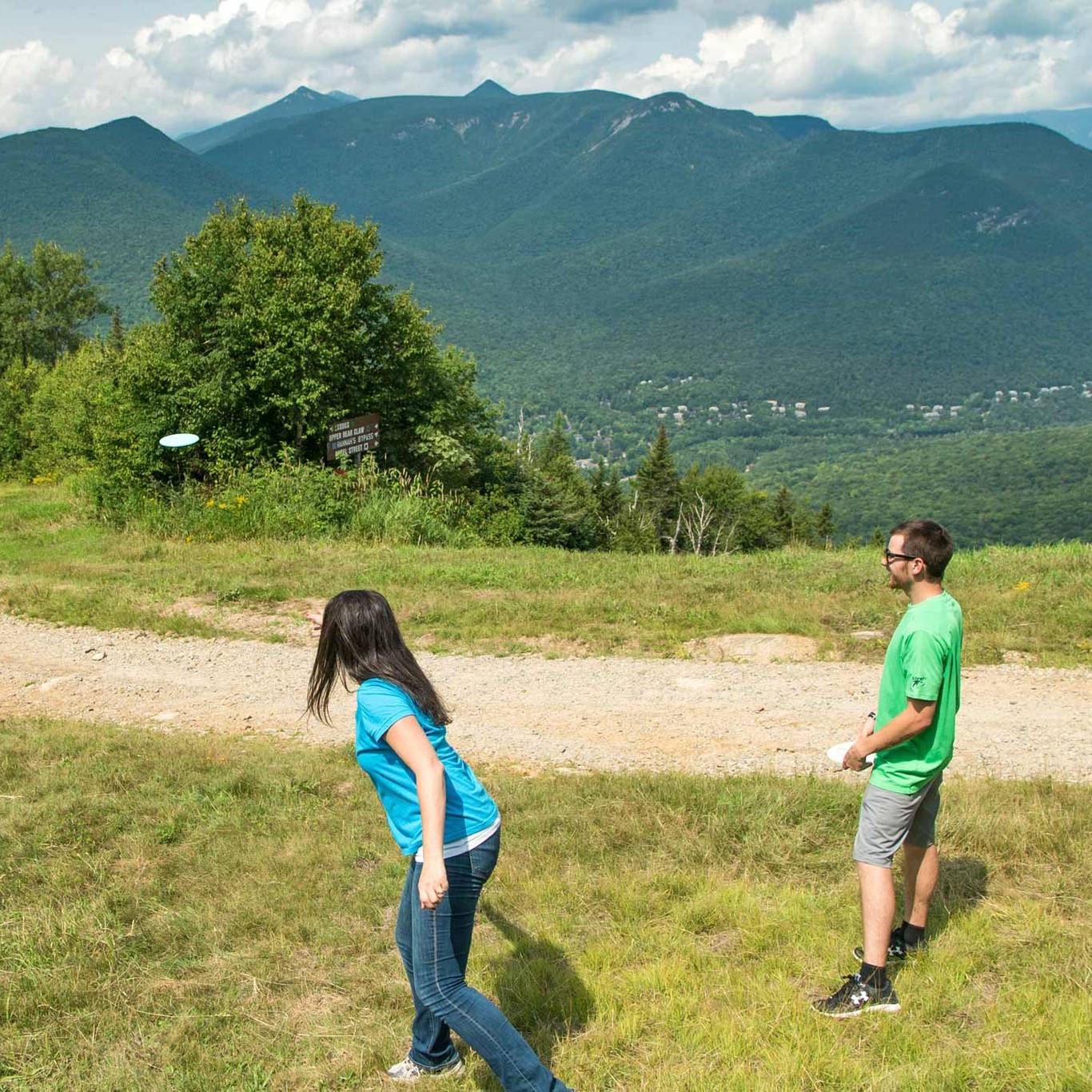 Two players on the disc golf course