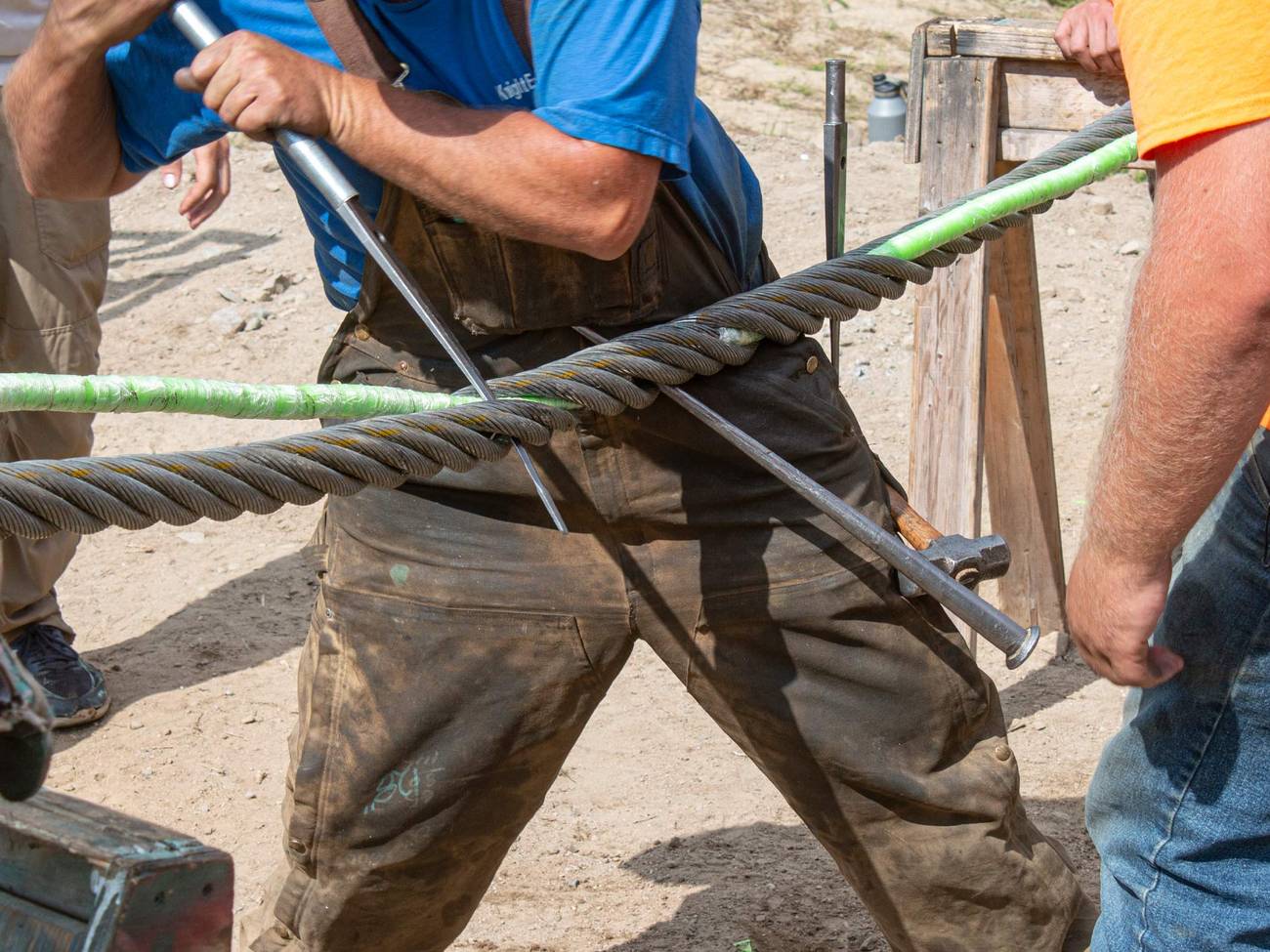 Installation of the haul line for the Kancamagus 8.