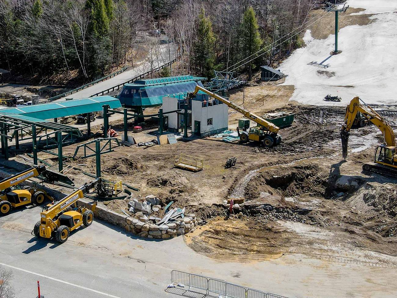 Dismantling the Kancamagus Express Quad.