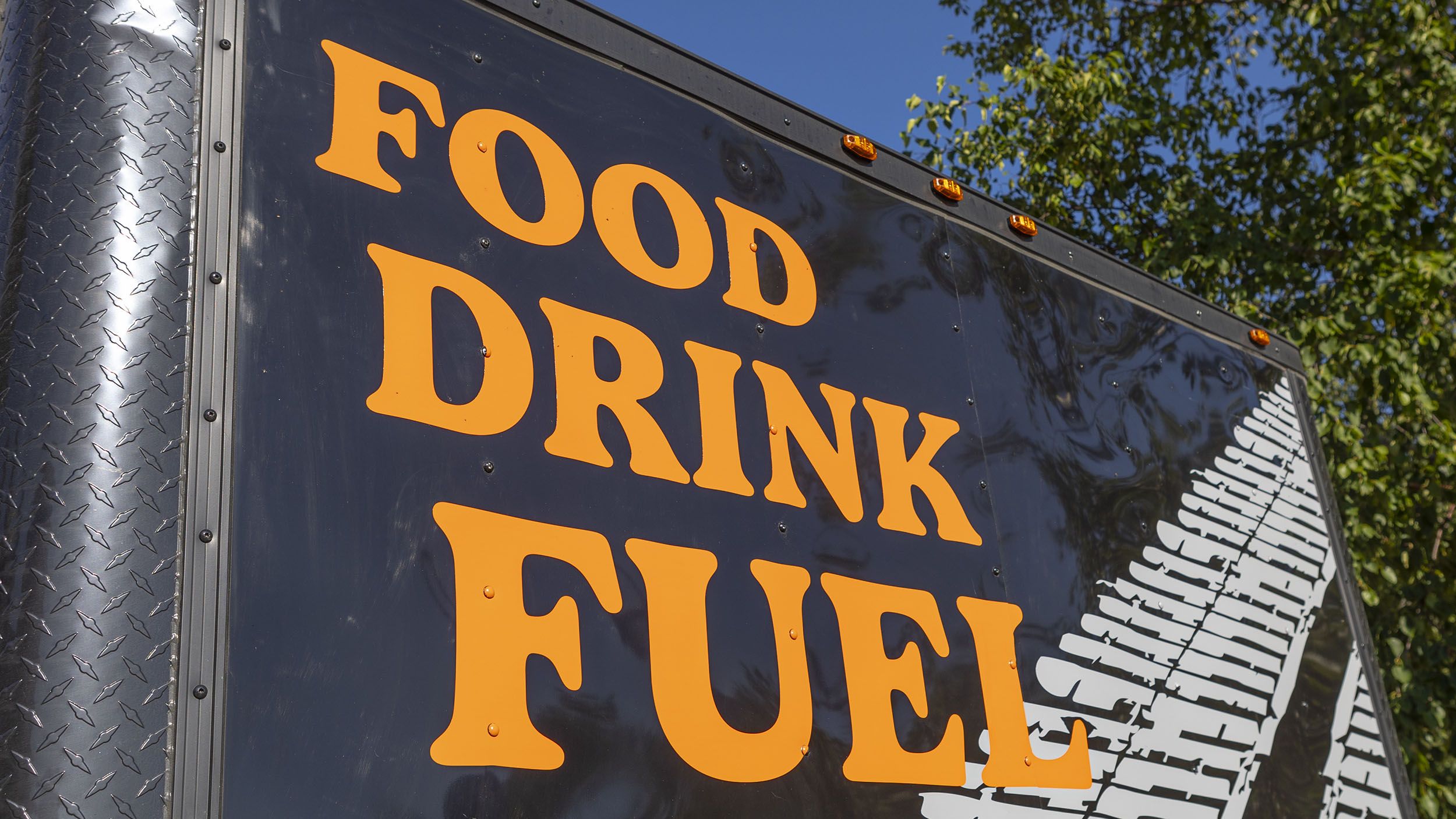 Tucker's Food Drink Fuel 