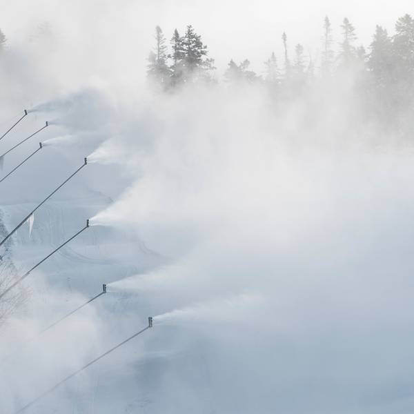 Snowmaking on North Peak