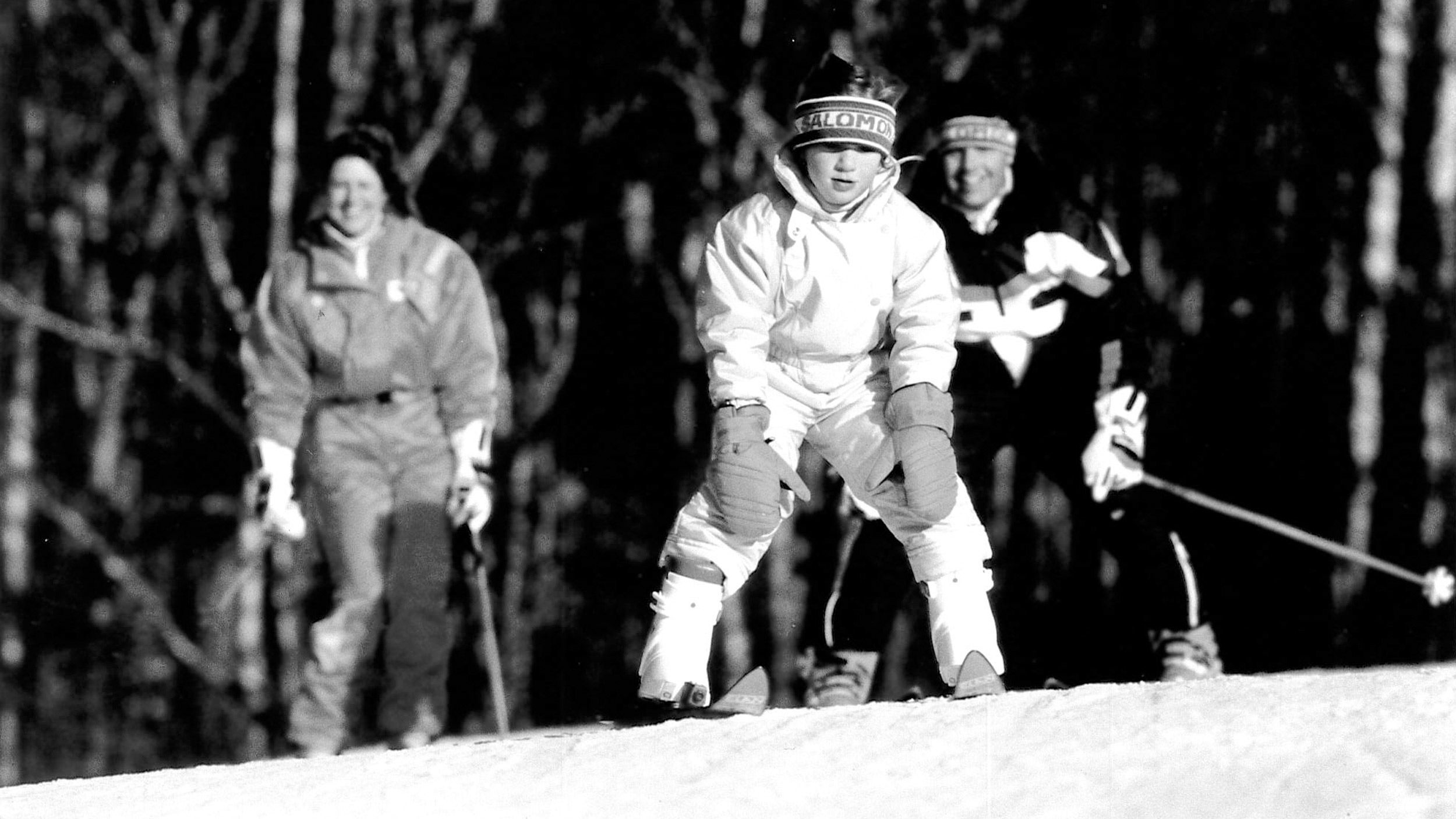 old family photo skiing