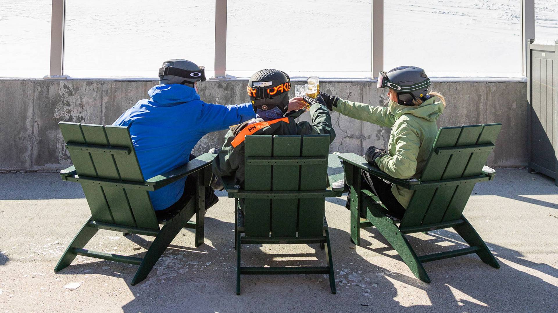 3 people cheersing camp 3