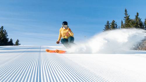 Skier under Kanc 8