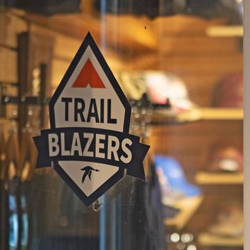 Trail Blazers store logo