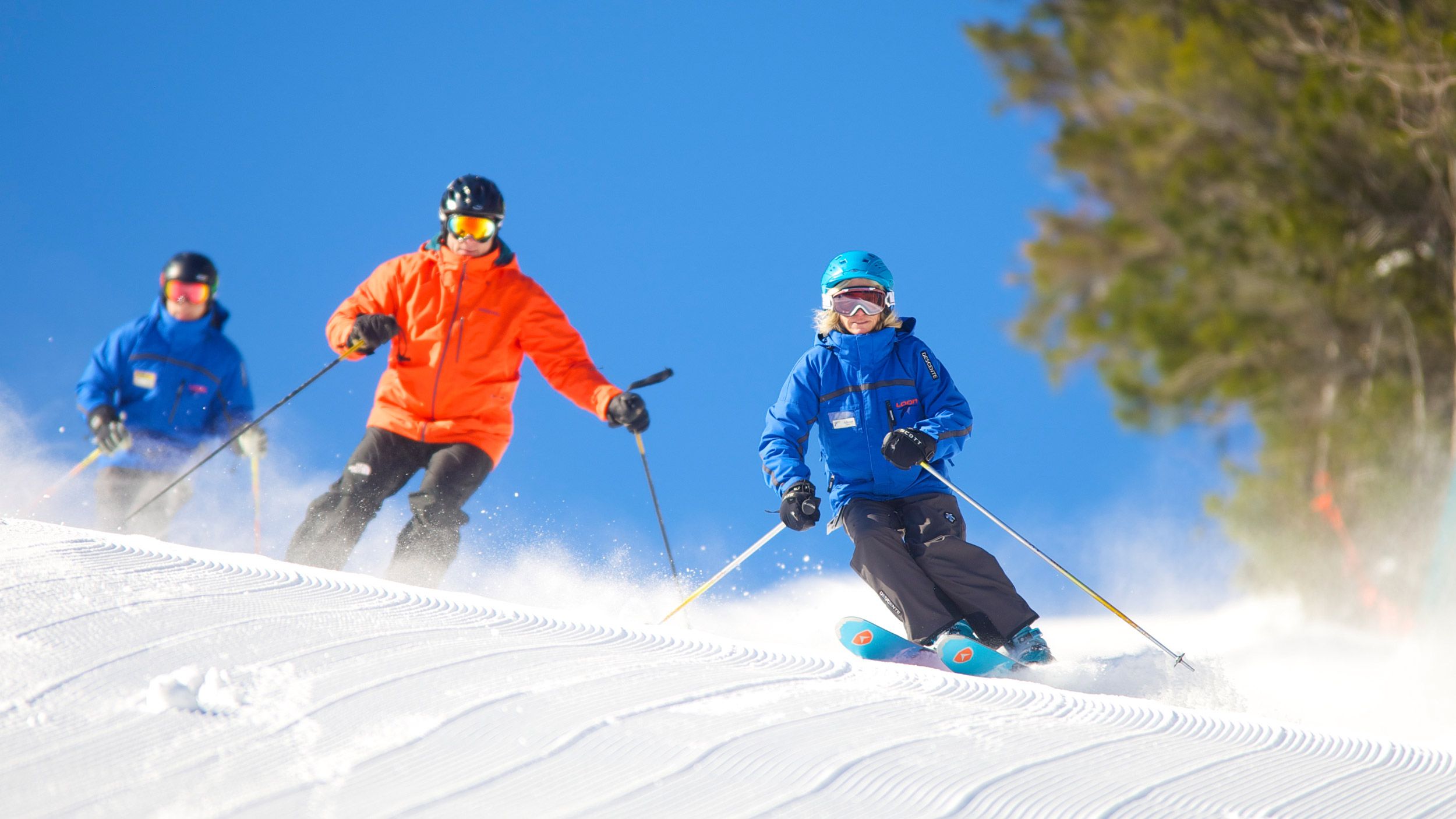 Group skiing at Loon Mountain