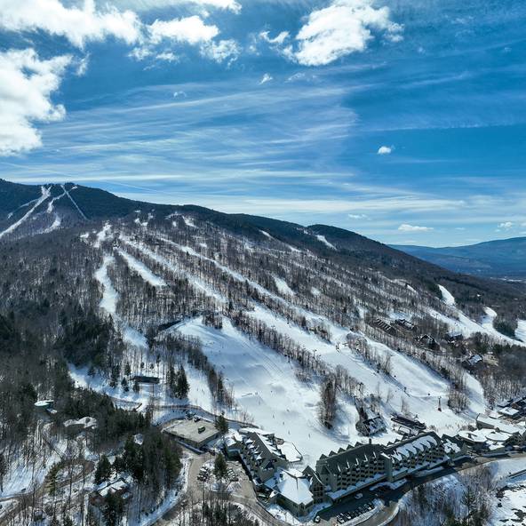 winter drone image of Loon Mountain ski trails