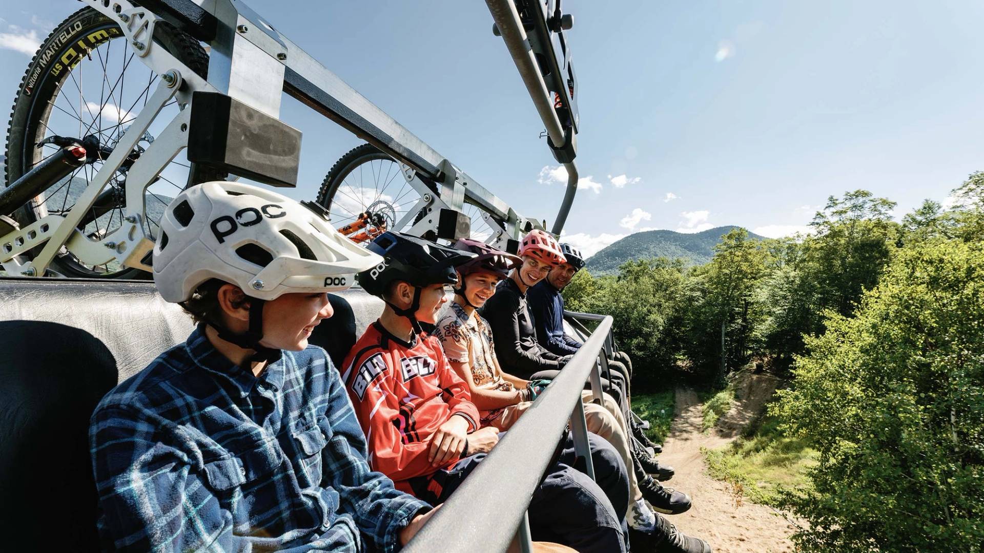 campers riding the Kanc 8 at Loon Bike Park