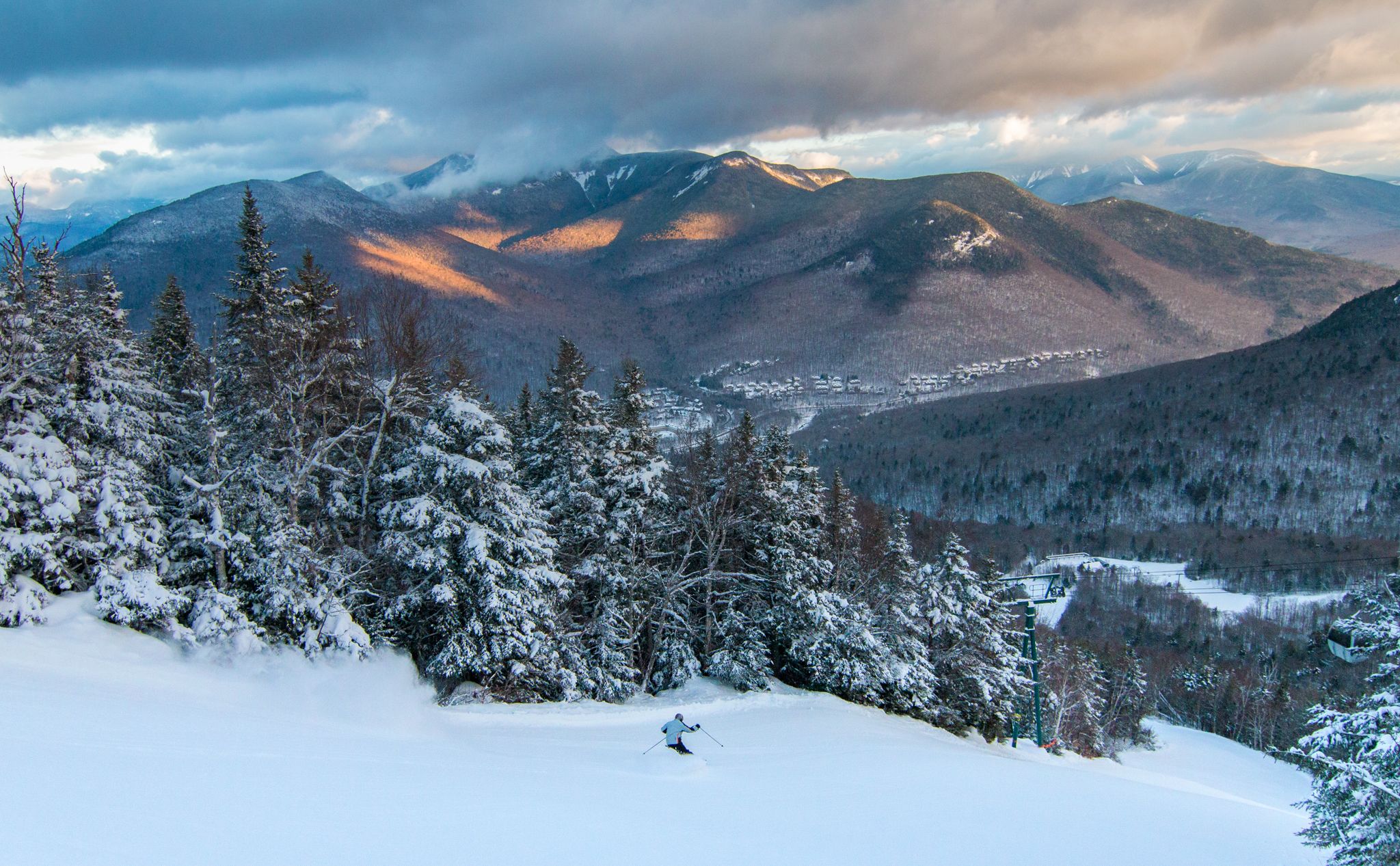 Loon Mountain skiers