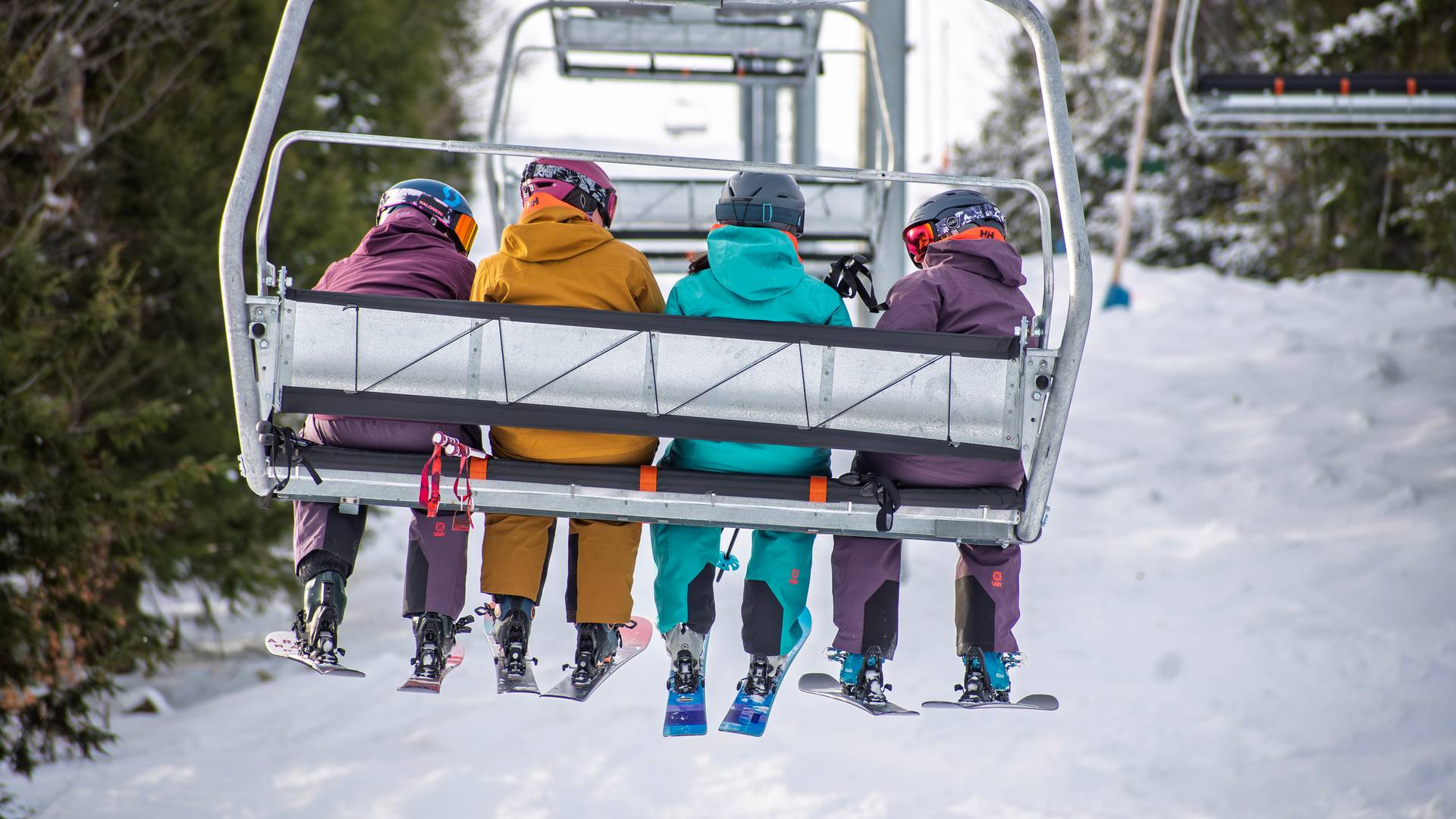 Female skis through fresh snow