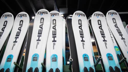 Rentals skis close up