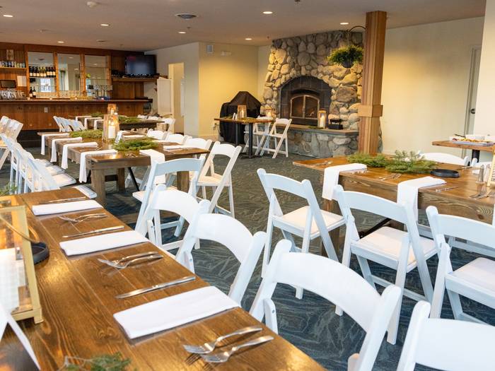 Strokes Bar and Grille interior wedding photo