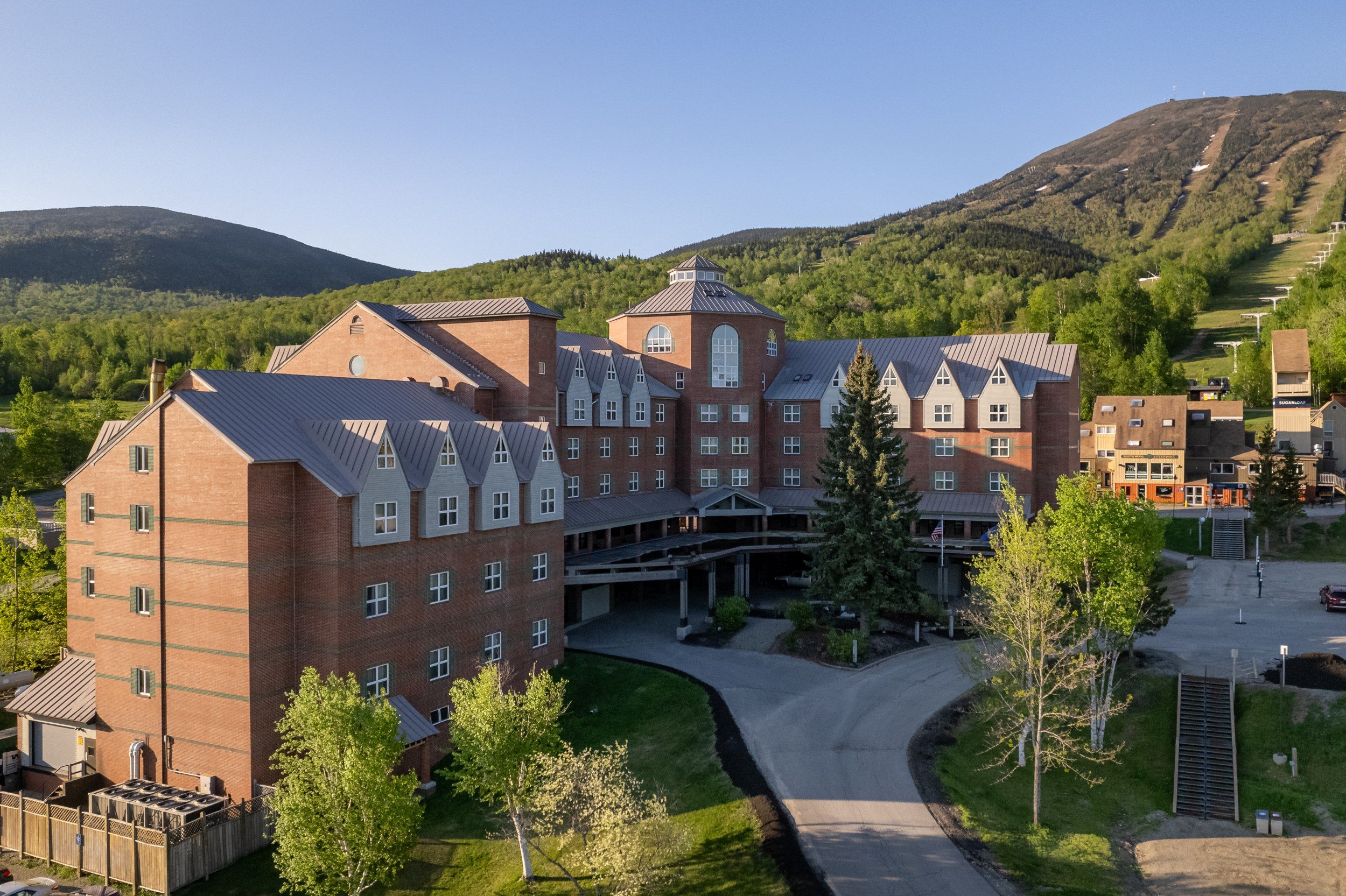 Sugarloaf Hotel Summer