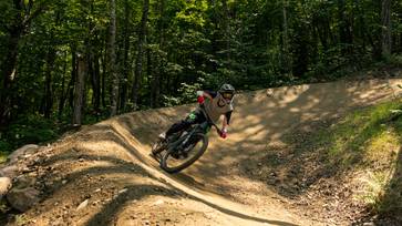 Mountain Bikers on steep terrain
