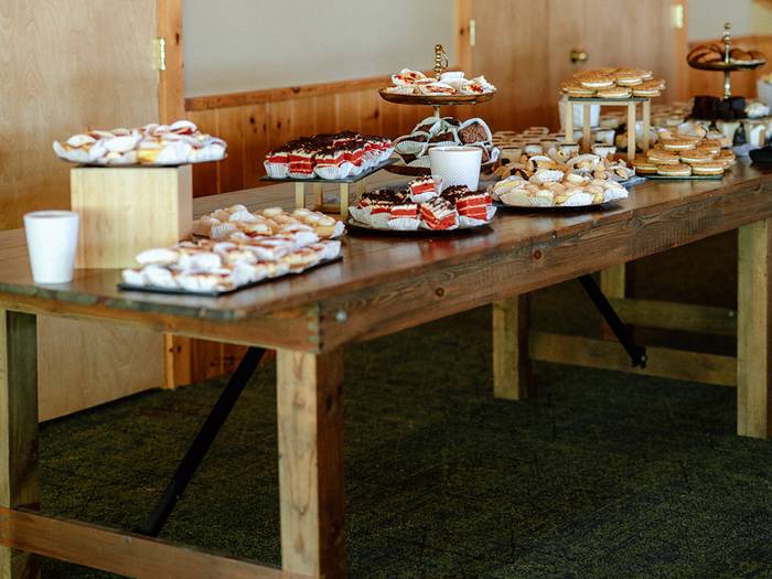Food table display