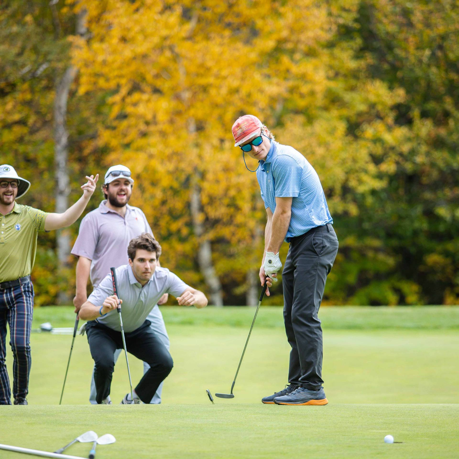 Golfers cheering