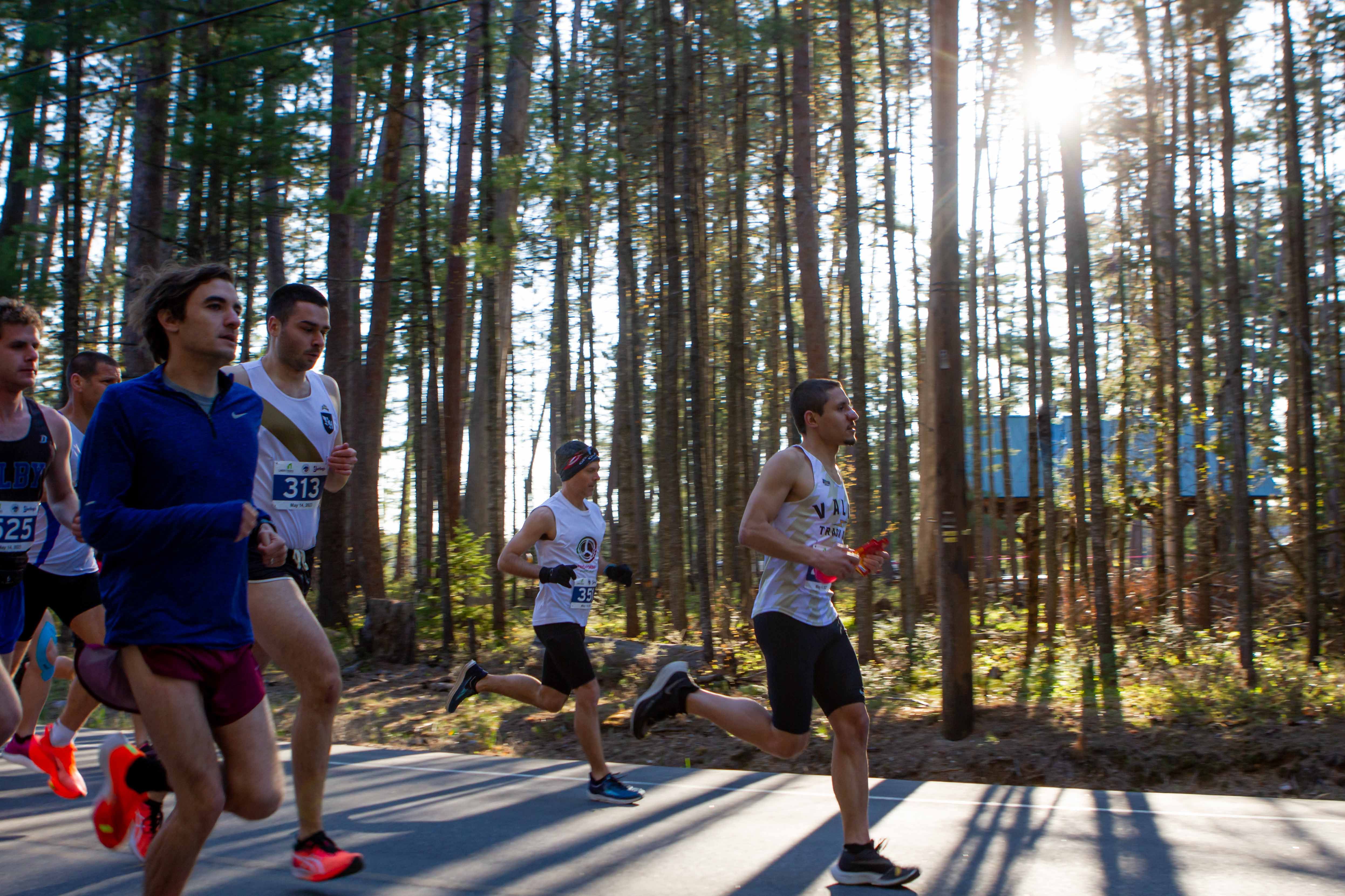 Sugarloaf Marathon runners