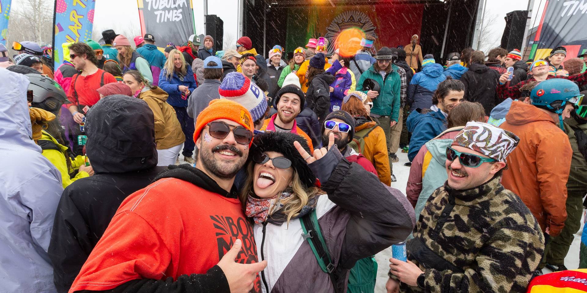 party goers at reggae fest