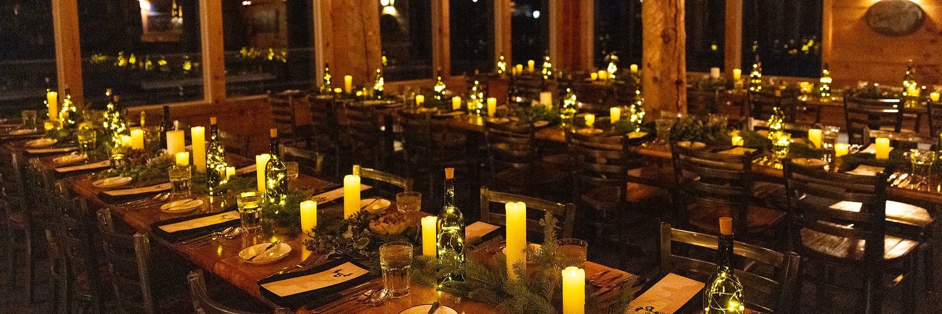 Bullwinkle's at Night interior photo