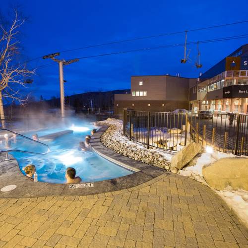 outdoor hot tub