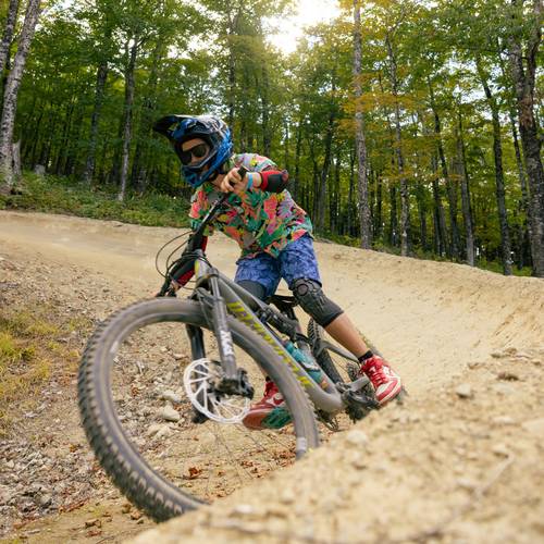 Biker on flow trail at Sugarloaf