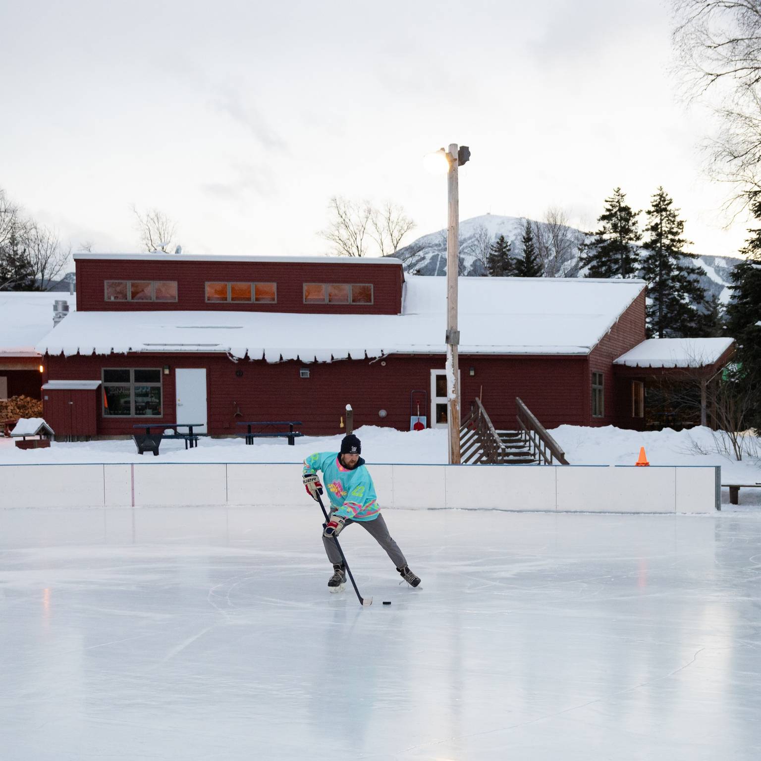 Hockey player on ice