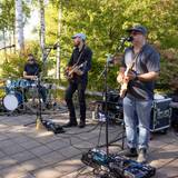 Musicians on outdoor patio