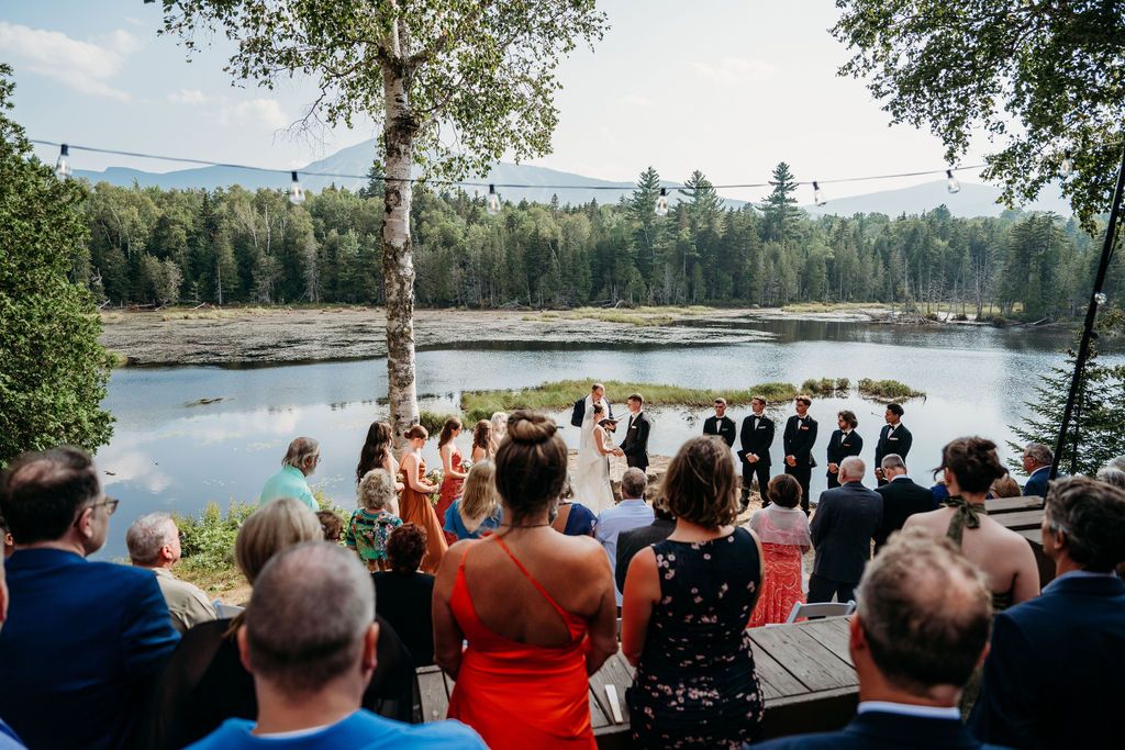 Outdoor standing room