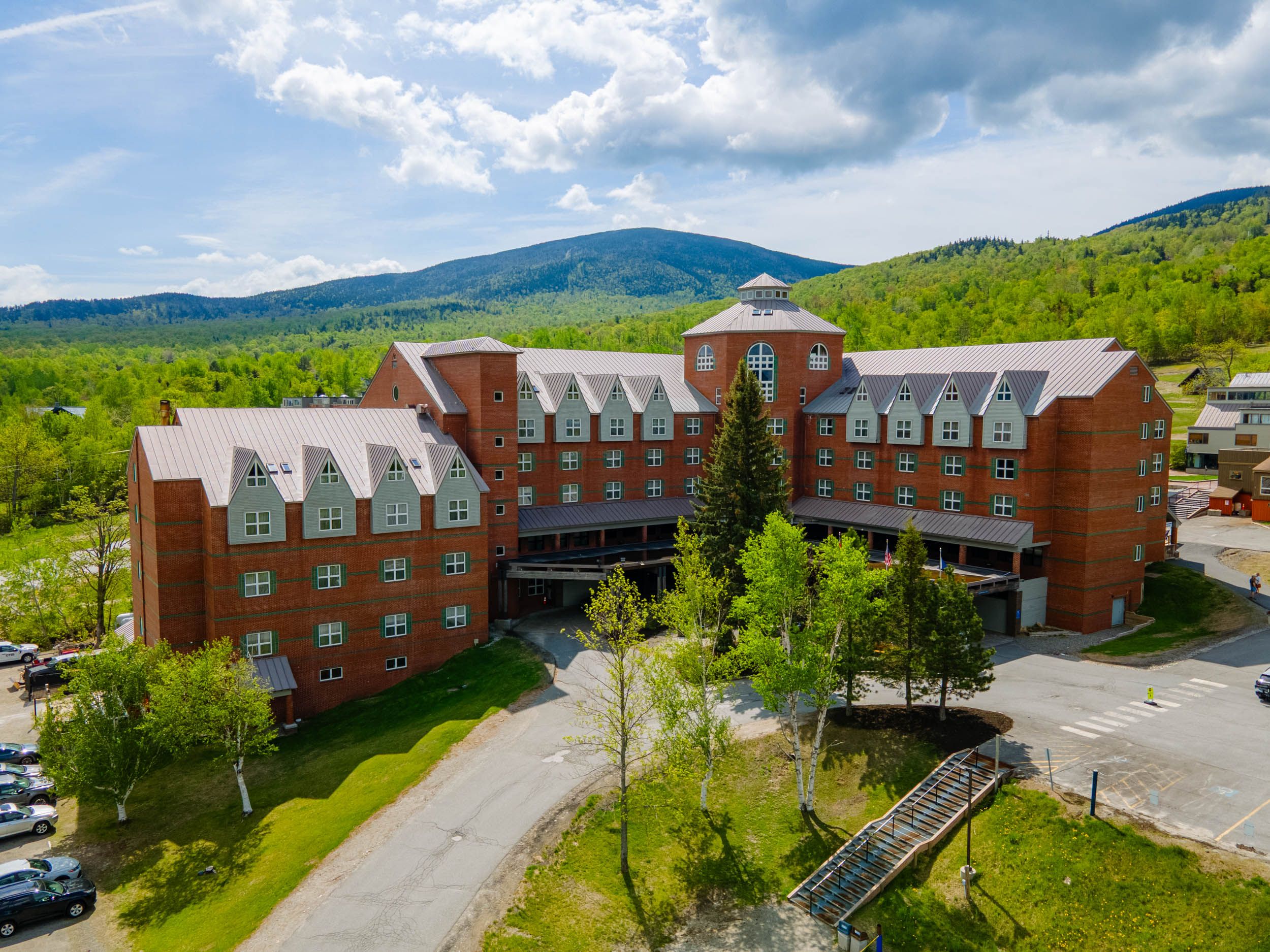 Sugarloaf Mountain Hotel Summer