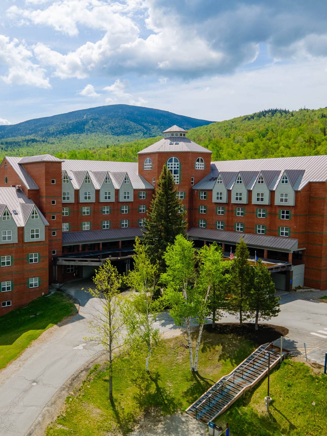 Sugarloaf Hotel Summer