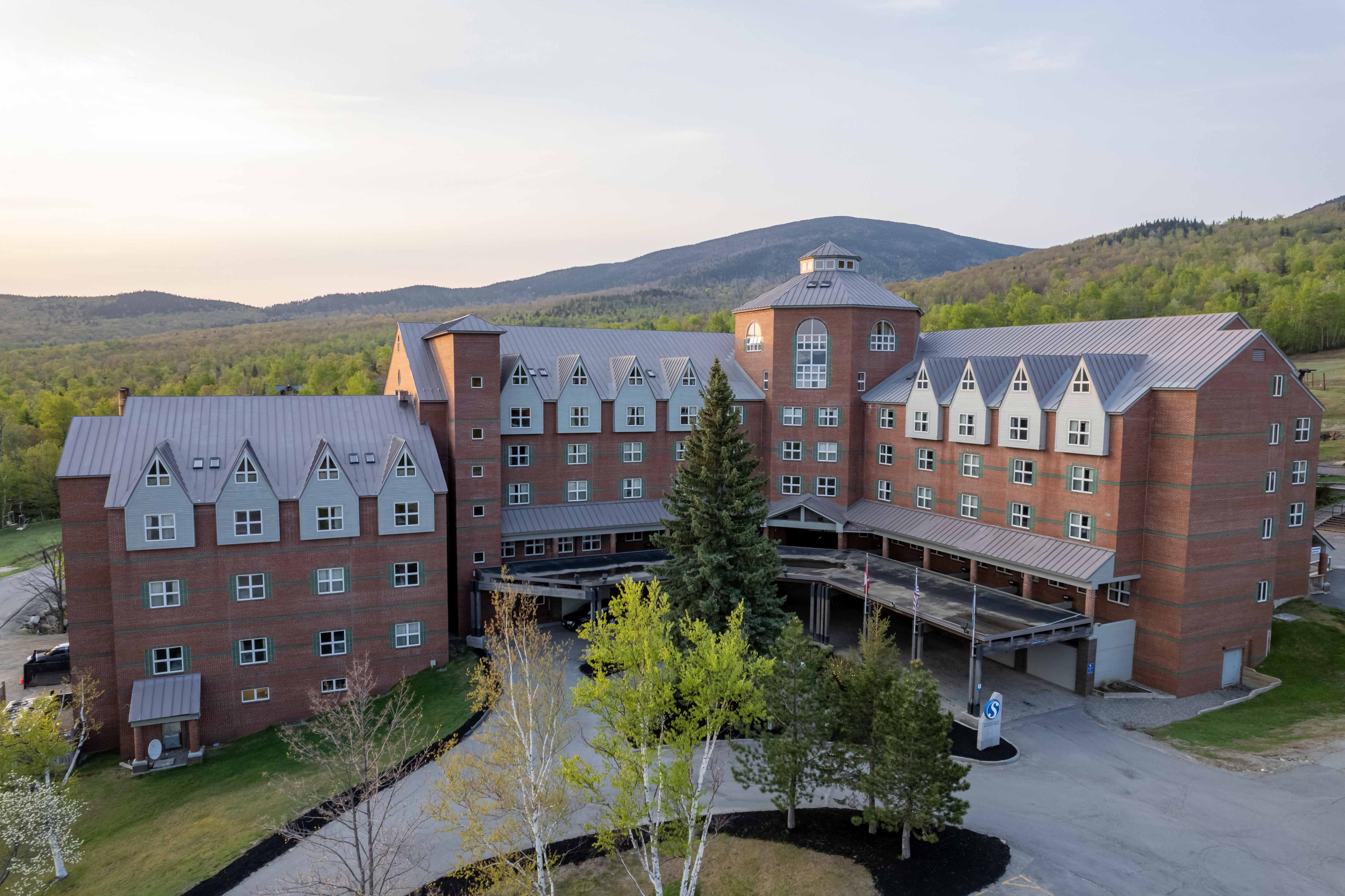 Sugarloaf Hotel during summer