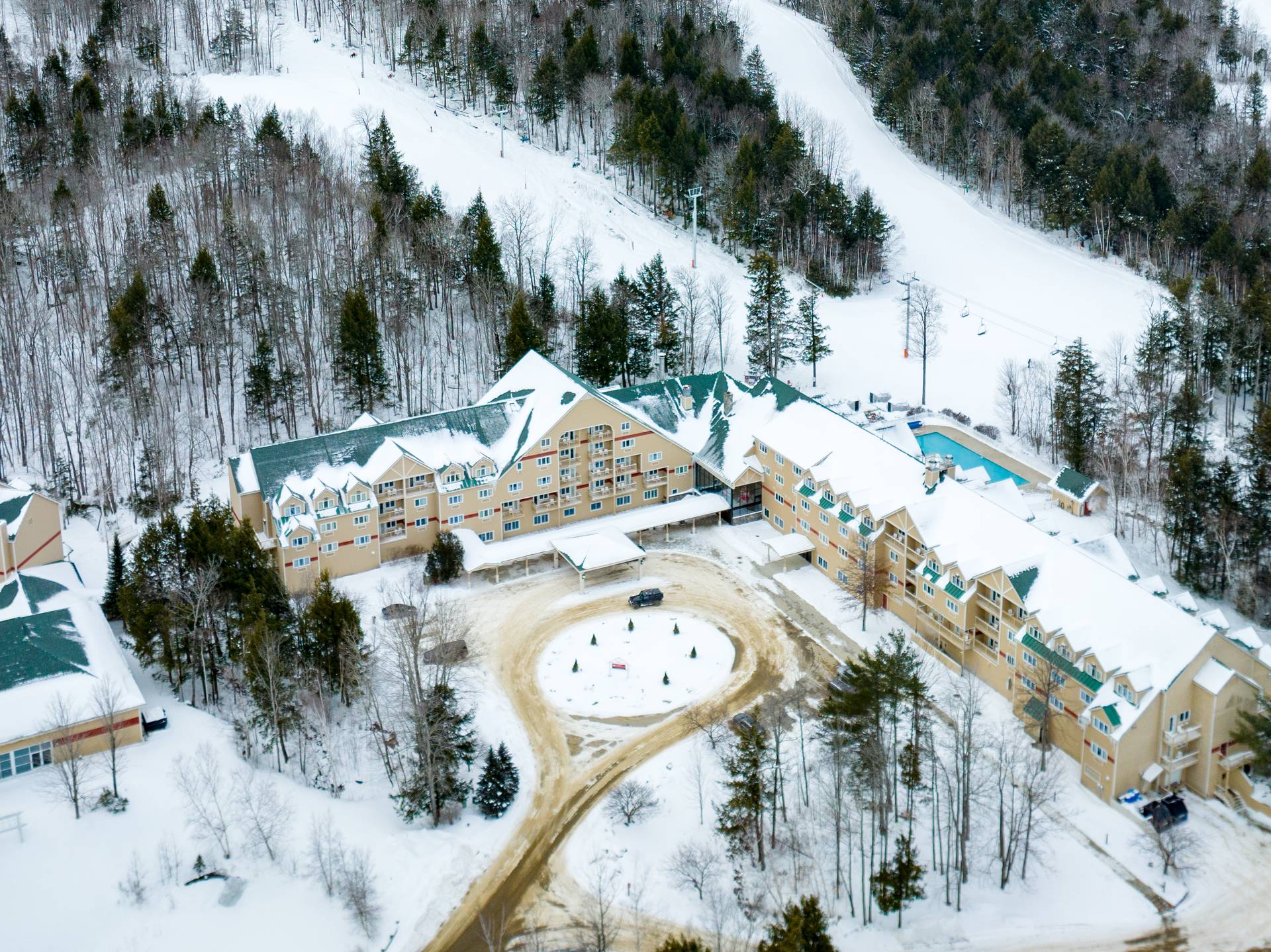 The Grand Summit Hotel in the winter.