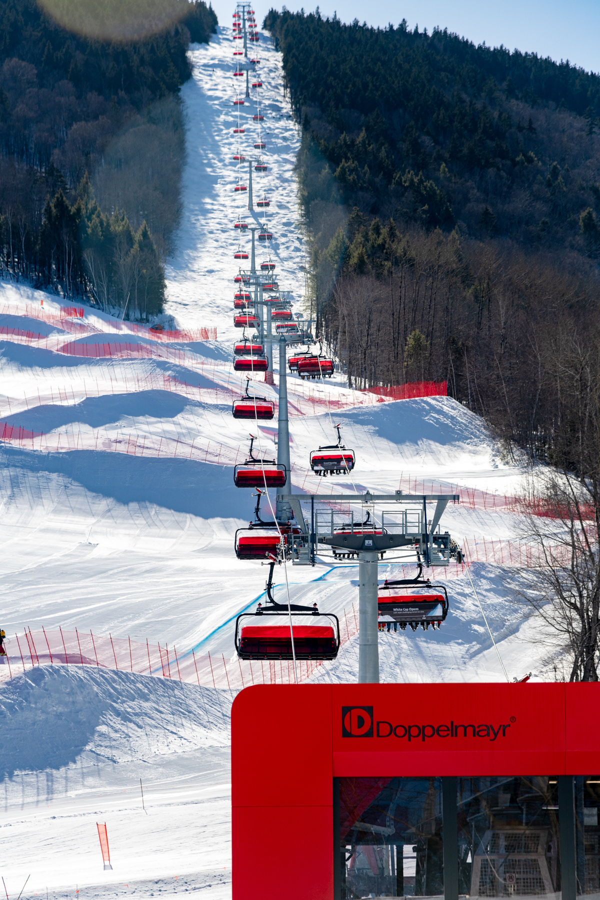 www.sundayriver.com