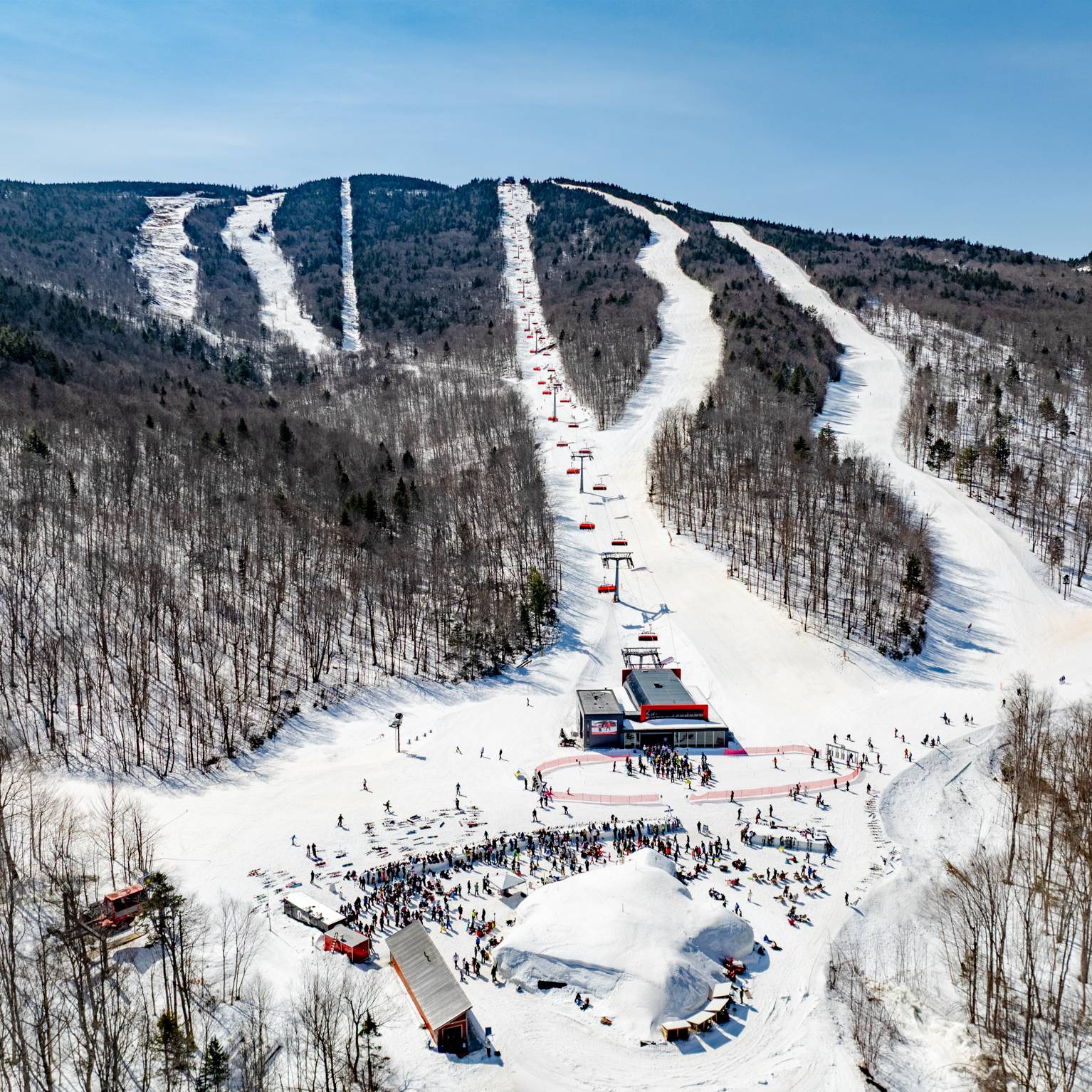A drone view of the Jordan 8 and Iglu at Sunday River.