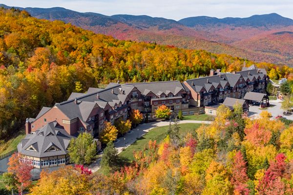 The exterior of the Jordan Hotel at Sunday River in the fall.