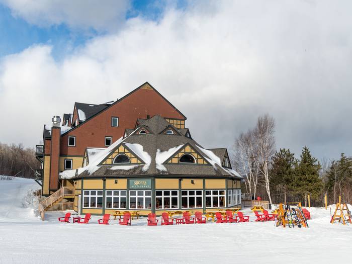 Sliders Restaurant in the winter.