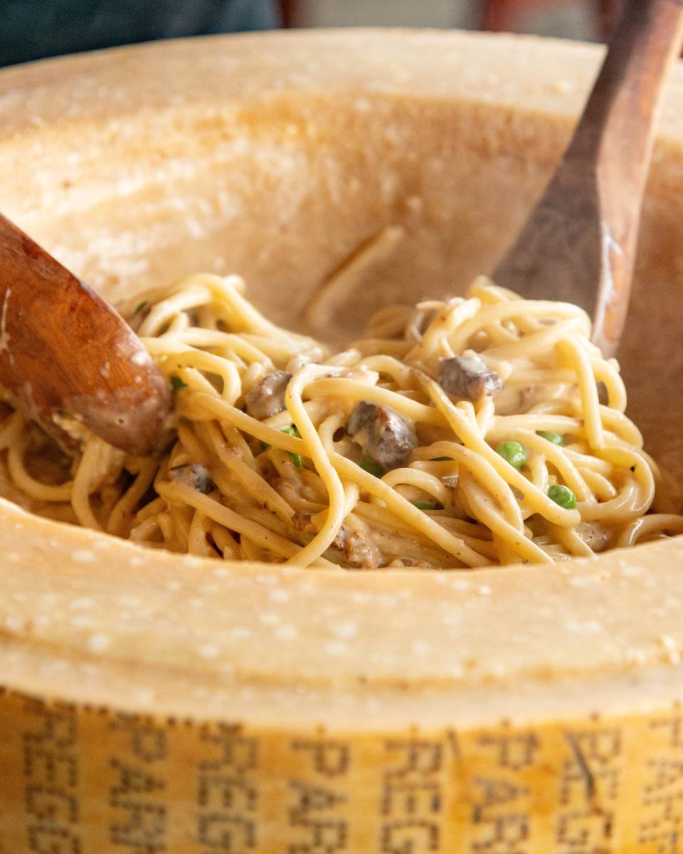 Tableside carbonara at Sliders at Sunday River.