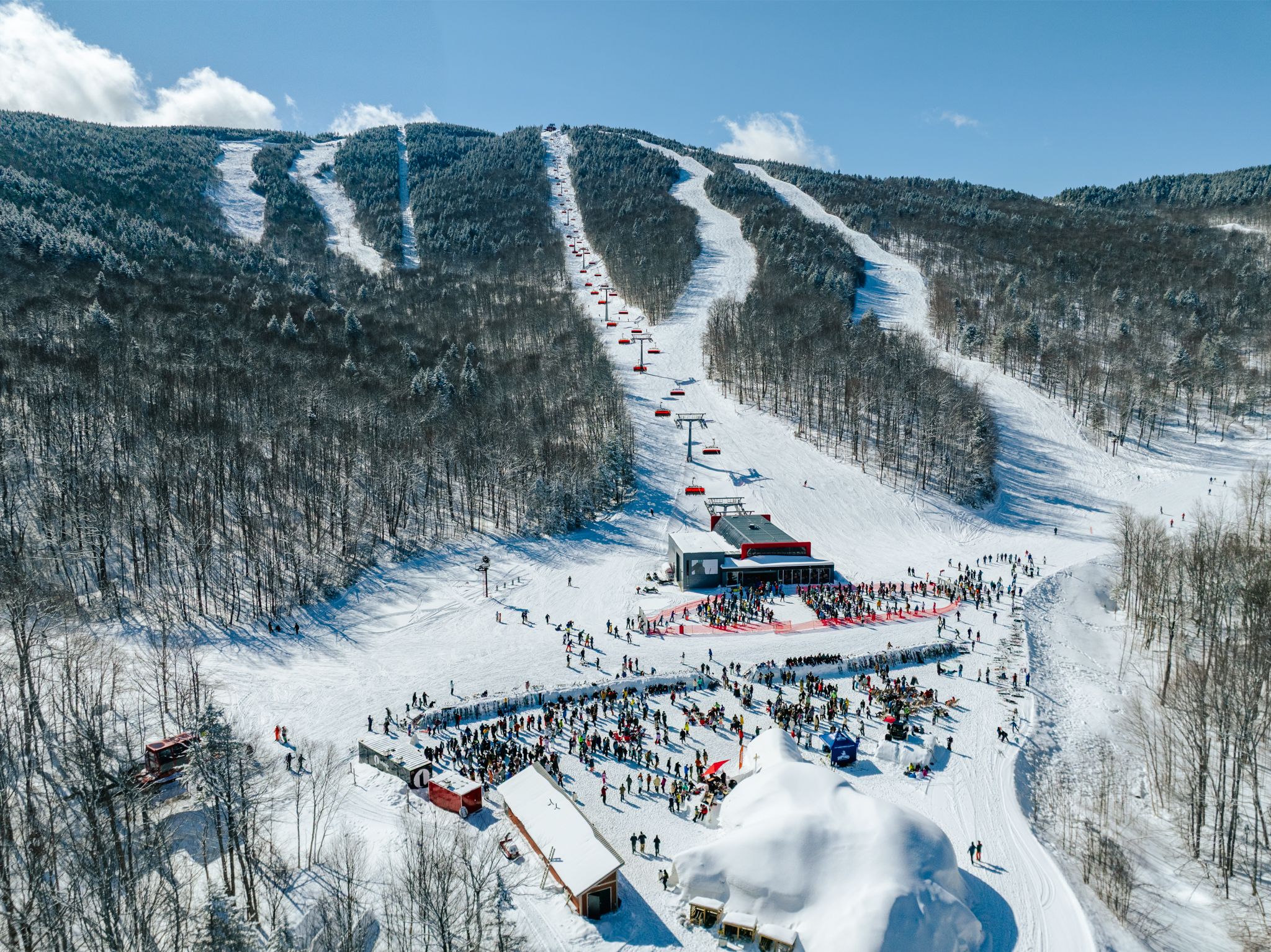 People hanging out by the Iglu at Sunday River.
