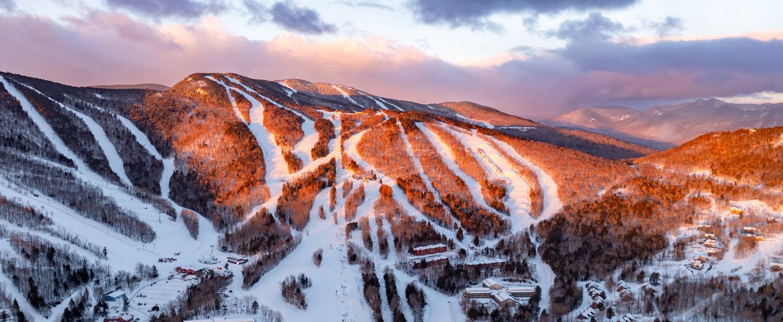 A resort panoramic view of Sunday River in the winter.