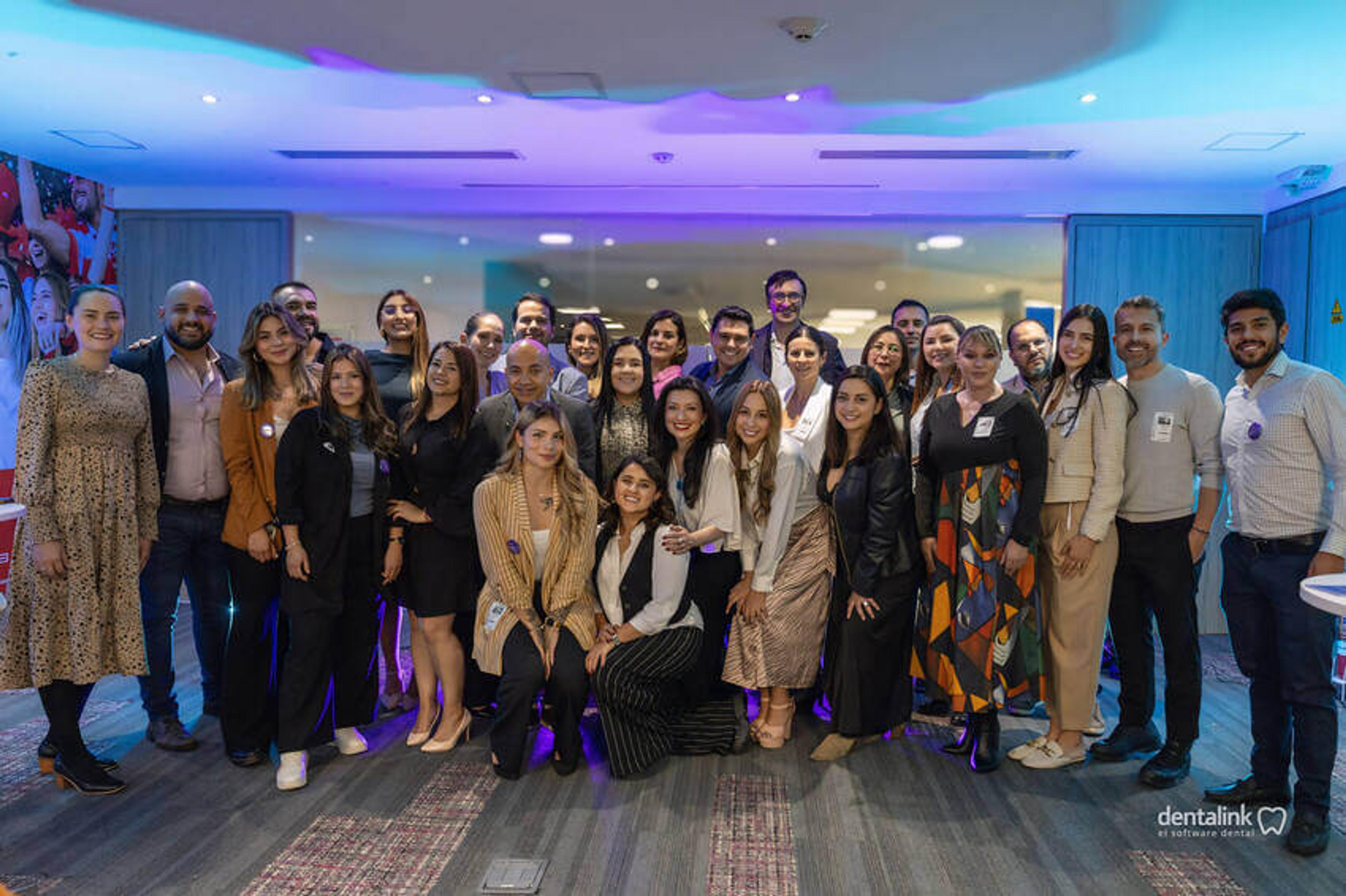 La antesala del futuro: ¡Revive la inauguración presencial del DentalSummit 2024!