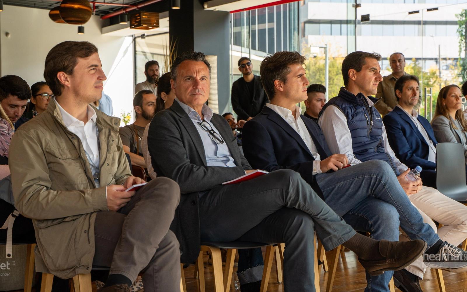 Healthatom y Getnet lanzan alianza para optimizar los pagos en clínicas dentales y centros médicos del país